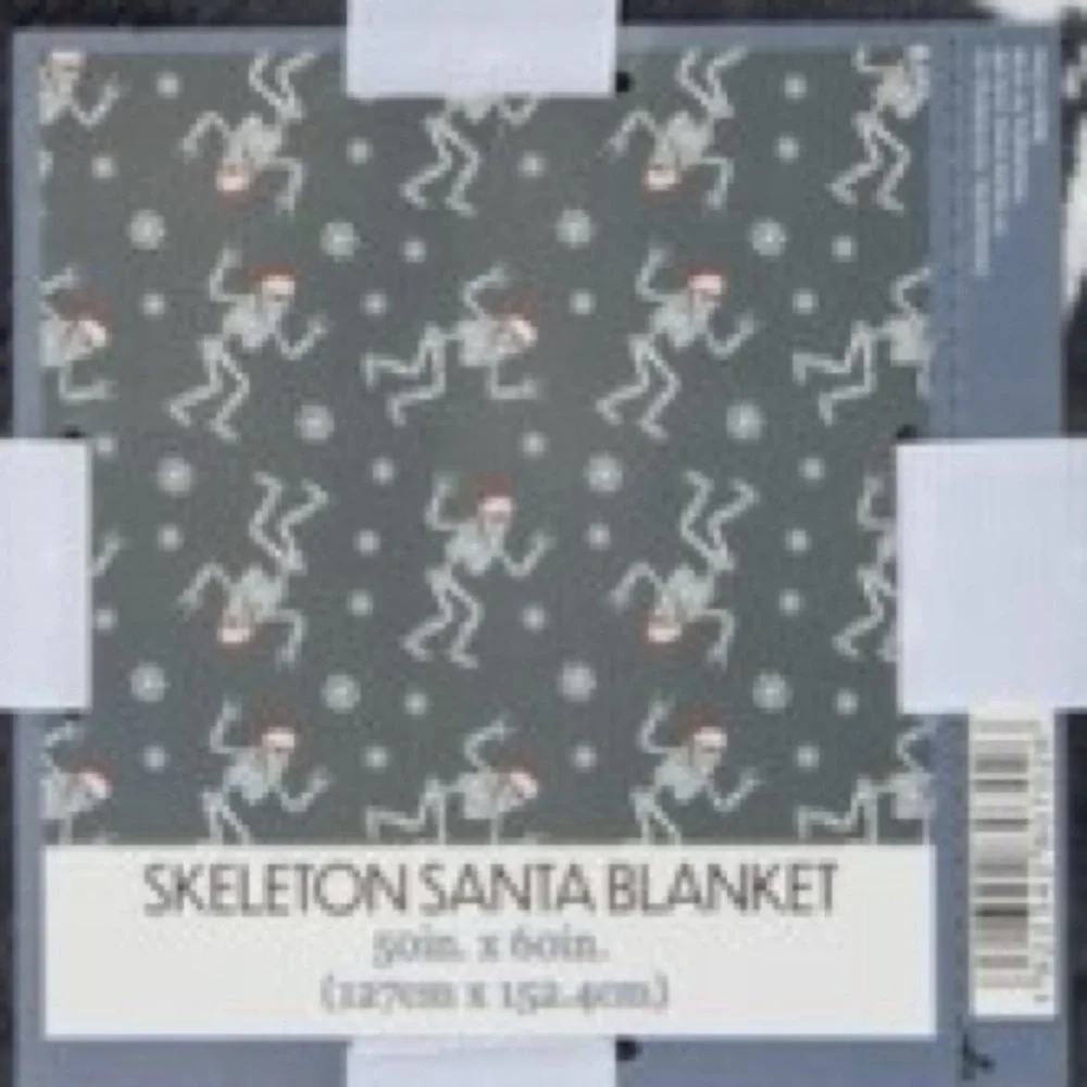 Holiday Print Plush Blanket 50in X 60in - Skeleton Santa Blanket Hallomas NWT